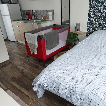 A La Campagne, 5 Minutes De L'autoroute