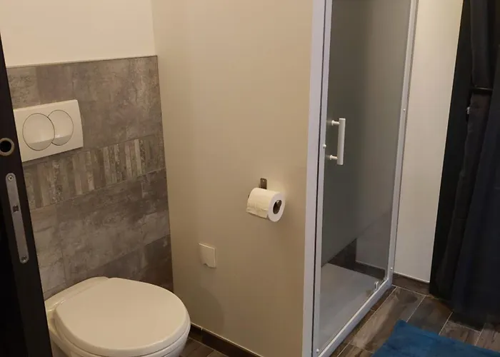 Hébergement de vacances à La Campagne, 5 Minutes De L'autoroute Vieux-Manoir