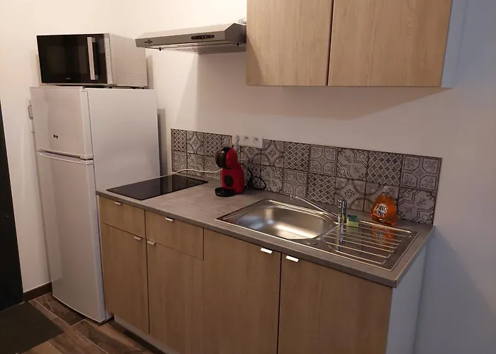 à La Campagne, 5 Minutes De L'autoroute Hébergement de vacances