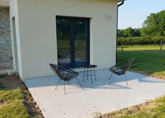 à La Campagne, 5 Minutes De L'autoroute *