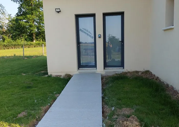 à La Campagne, 5 Minutes De L'autoroute Hébergement de vacances